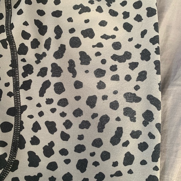 The Ascend Pant - Snow Leopard Midnight - Picture 9 of 10